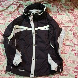 Woman's Columbia jacket